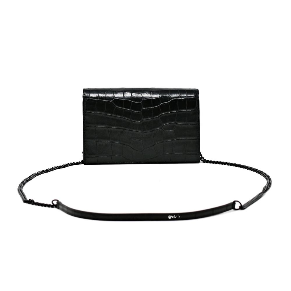 Saint Laurent Small Monogram Envelope Leather WOC - Picture 3 of 8